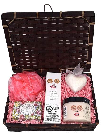 Pretty in Pink Macadamia Scented Gift Set